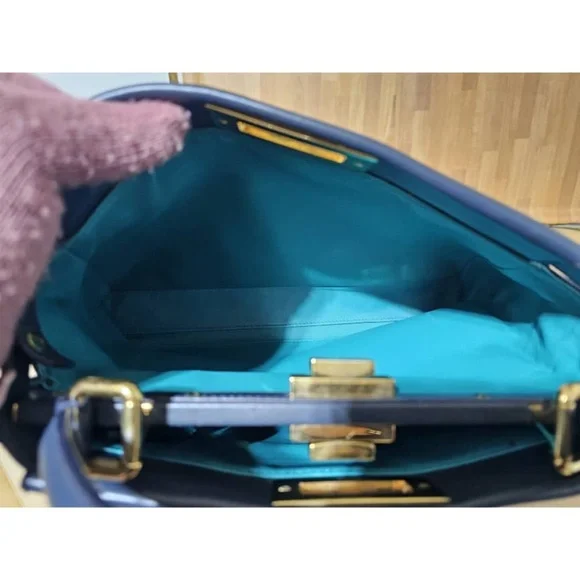 Authentic Fendi Peekaboo Normal Bag Deep Navy Blue - Picture 13 of 14